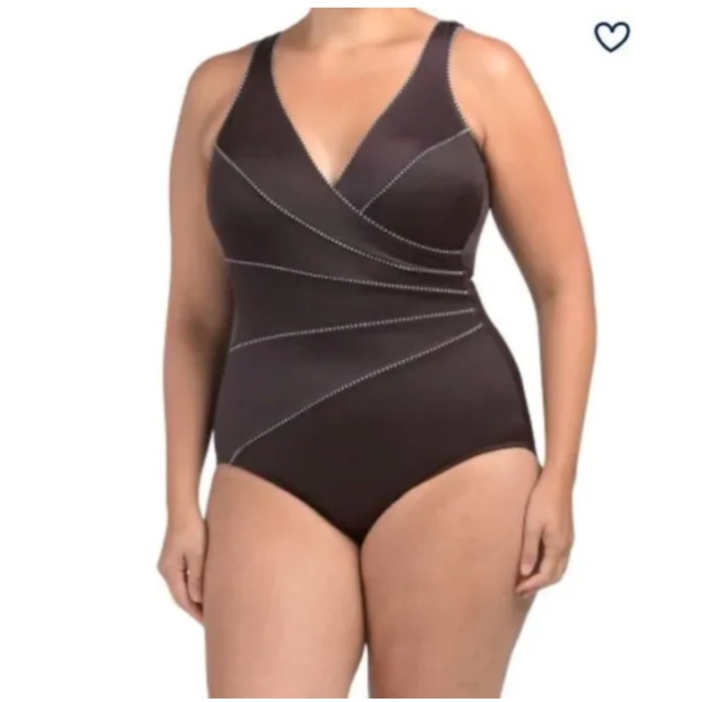 NEW $158 Miraclesuit [ 14 ] V-Neck‎ Horizon One Piece Swimsuit in Brown